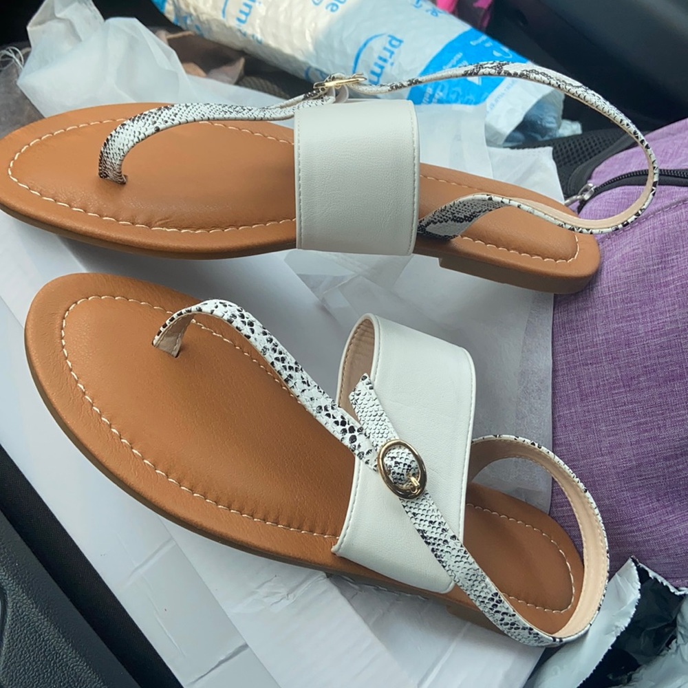 Brand new black and white sandals!